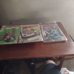 Marvel X-Men And DC Comics. Batman From The 90s. Will Accept Best Offers.