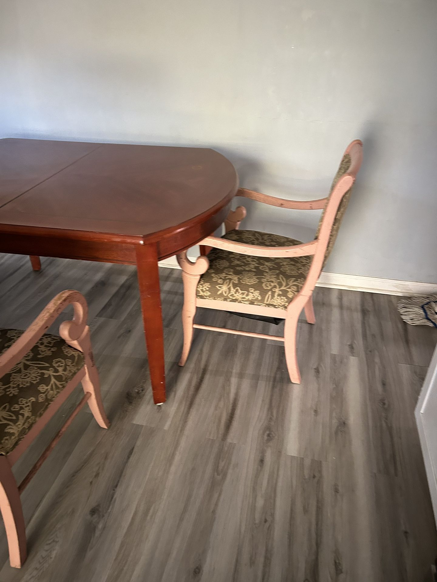 Kitchen Table With Four Chairs