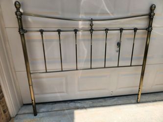 Antique Brass Metal Headboard – Full/Queen Size