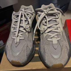 adidas Yeezy Boost 700 V2 Tephra