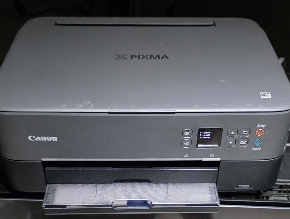 Canon all-in-one wireless printer.
Canon Todo en Uno Impresora Inalámbrica.