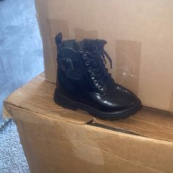 BLACK TODDLER BOOTS 
