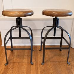 Swivel Bar Stool (2)