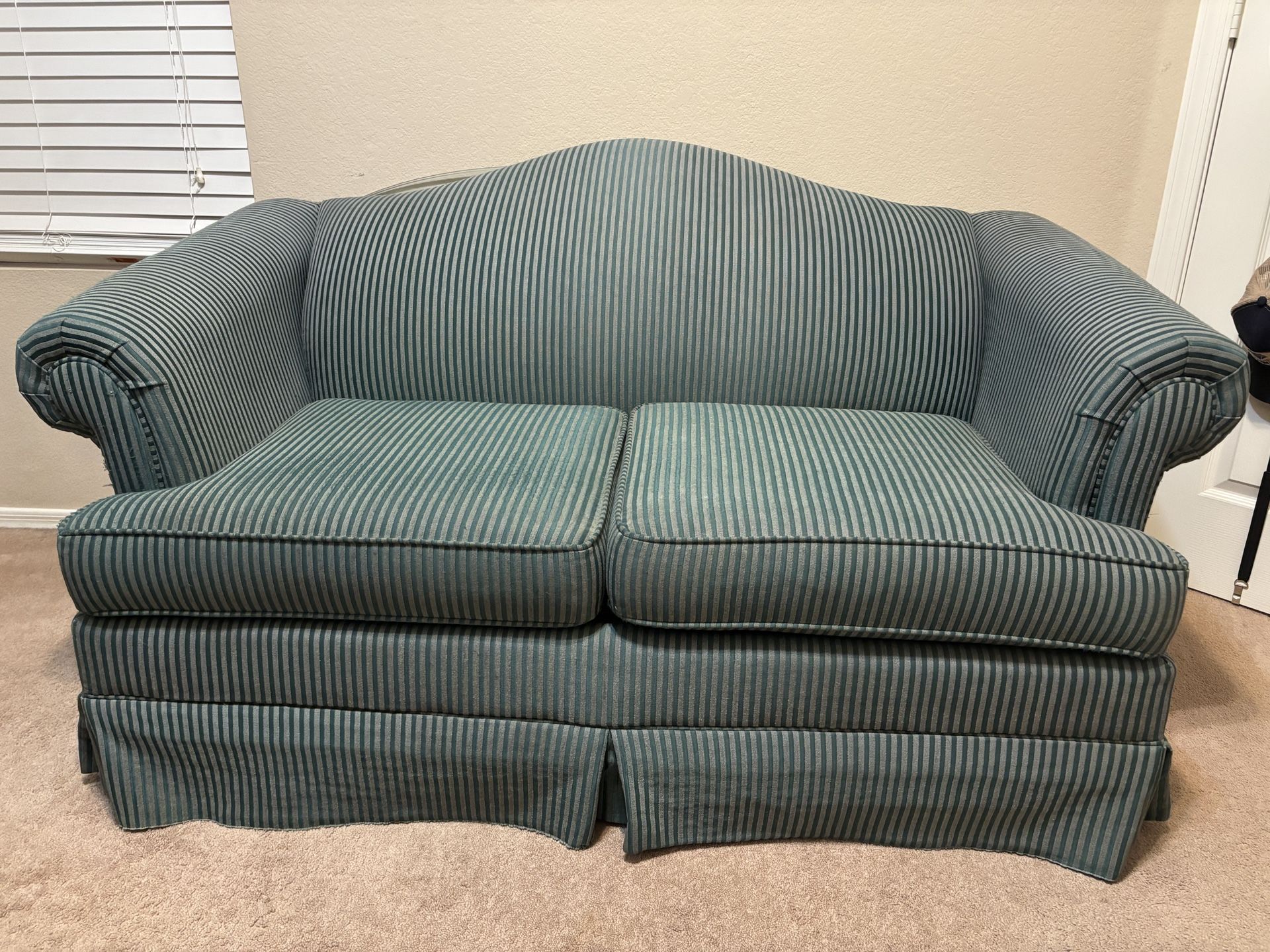 Basset Loveseat