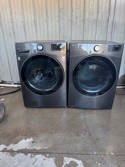 LG WASHER AND DRYER