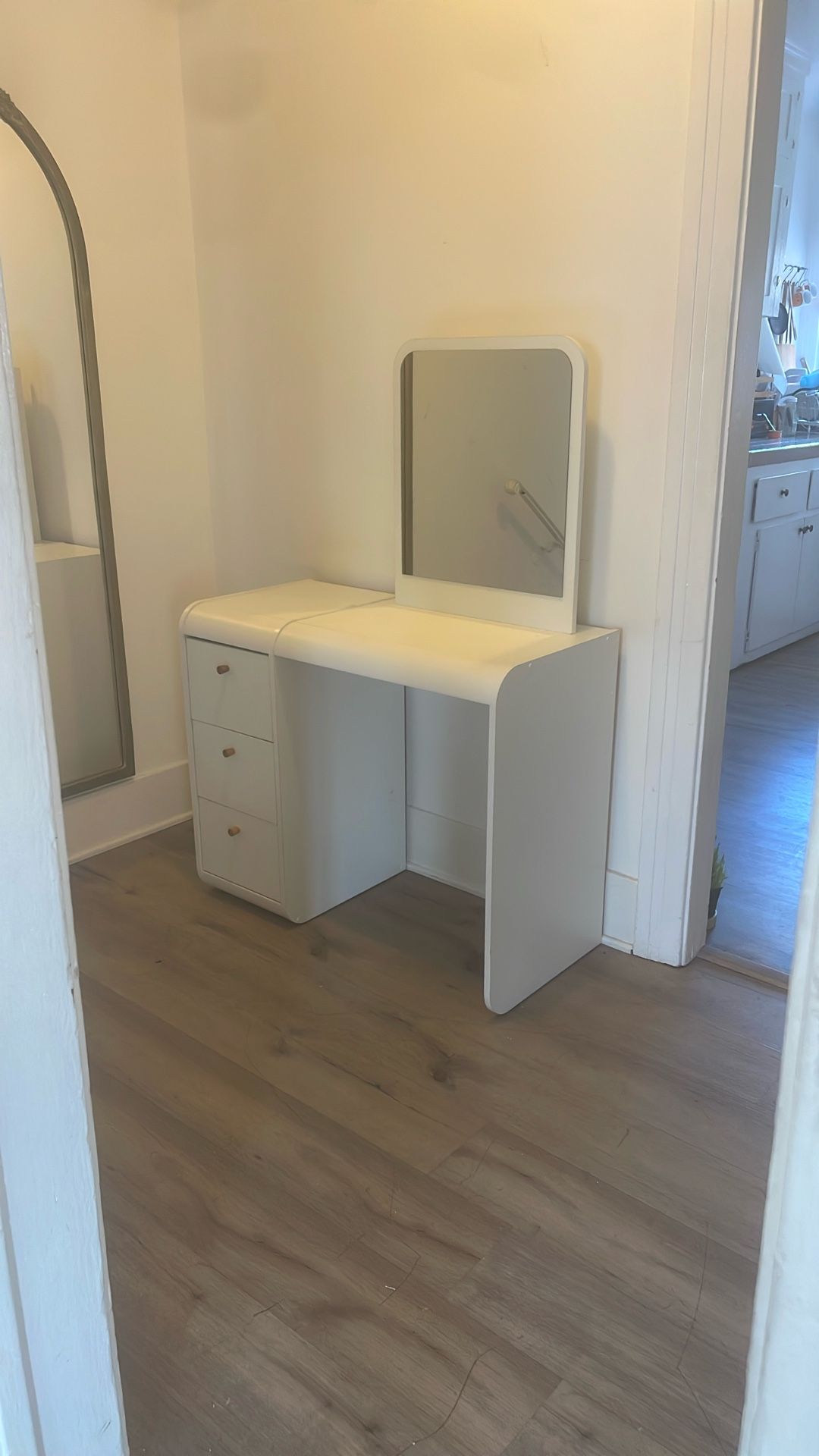 White Wooden Vanity Dresser Desk