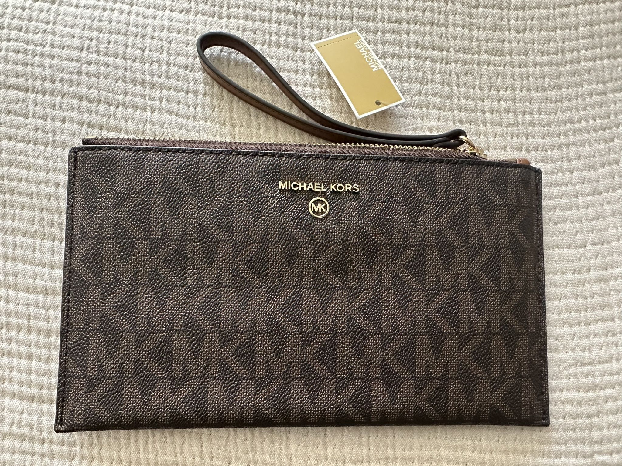 Michael Kors Zippered Wristlet
