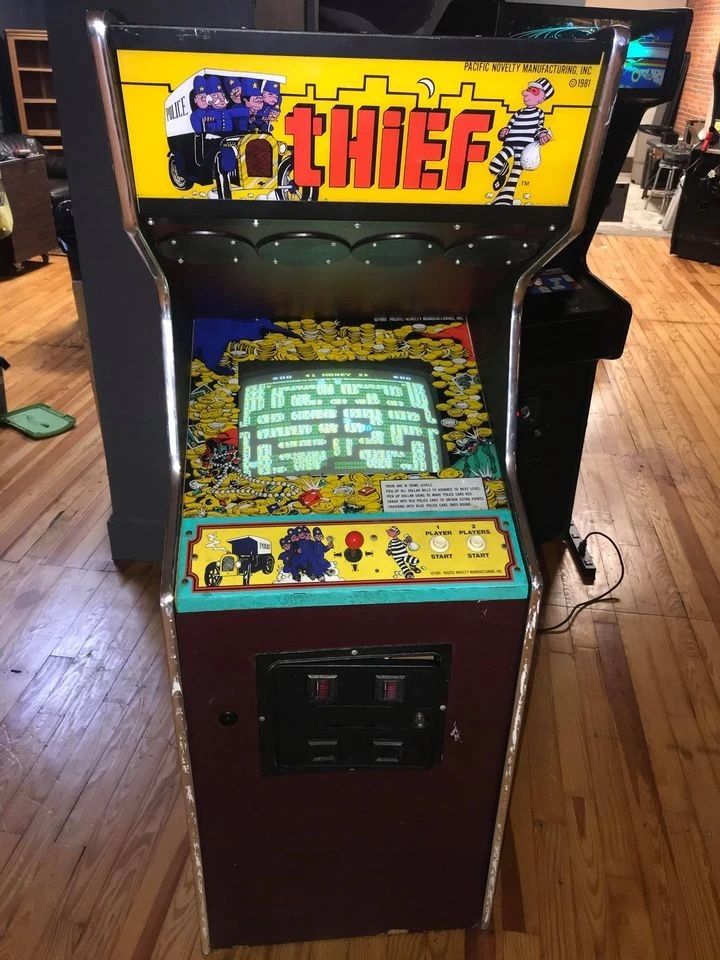 Thief Arcade Game