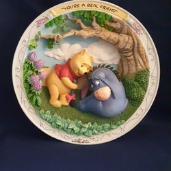 Disney 1995 Bradford Exchange Pooh & Eyeore 3D Plate