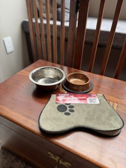 New- Kitten Feeding Set Up- Mat And Food+Water Bowl