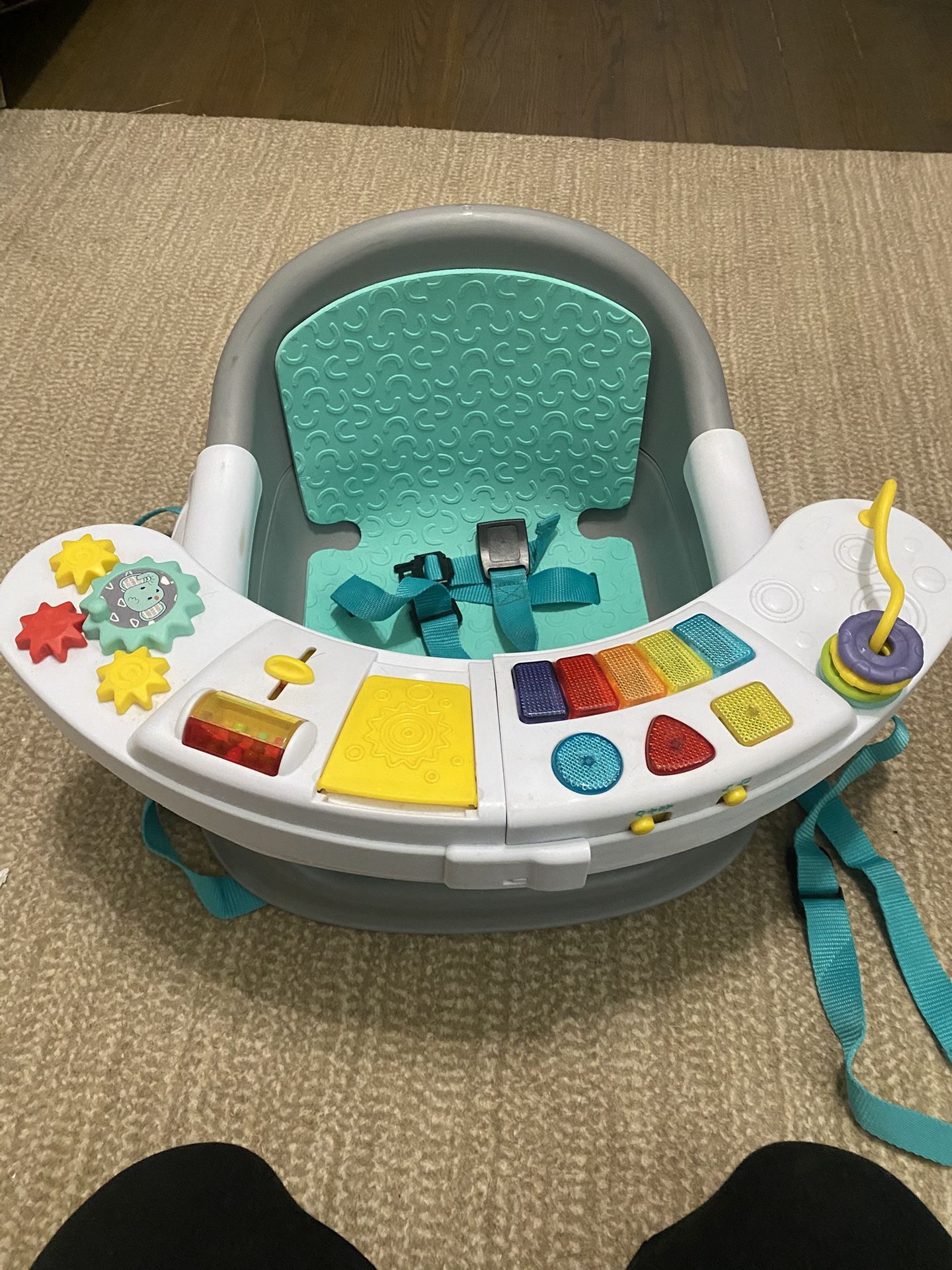 Infantino Music & Lights 3-1 Baby seat