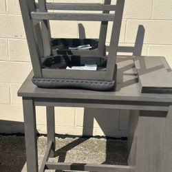 🚨 MUST SELL TODAY – Ashley Furniture Pub Table with 2 Stools – $250 CASH
