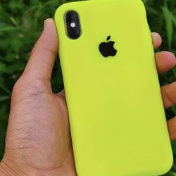 iPhone XS Unlocked With Warranty 