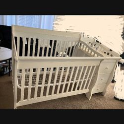 Baby Crib 