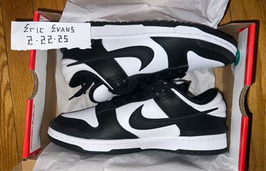 Nike Dunk Low “Twist” Sizes 6, 10 (Women’s)