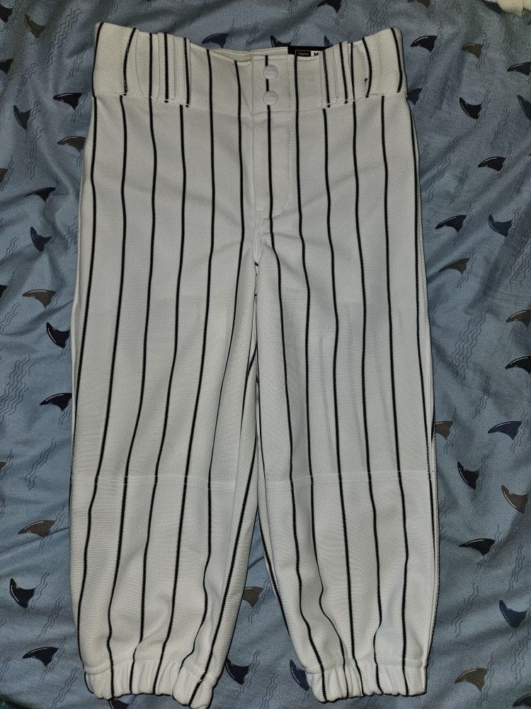 Kids Baseball/Softball Pants. New. Size MEDIUM. $5