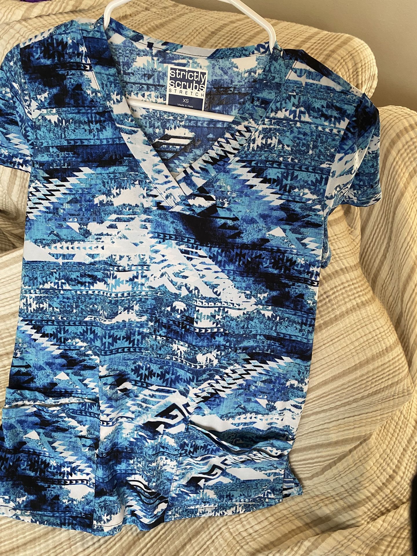 Brand New Size XS Scrub Top