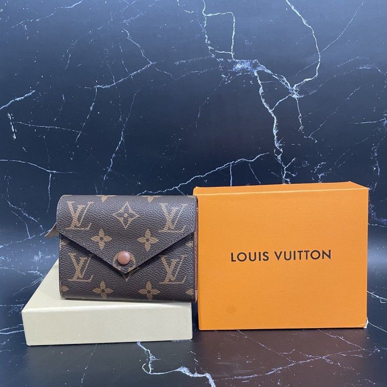 Lv purse Louis Vuitton Wallet brown women for Sale in The Bronx