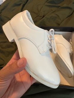Size 8 toddler boys white dress shoes