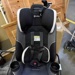 Safety First Slim Car Seat Brand New. 