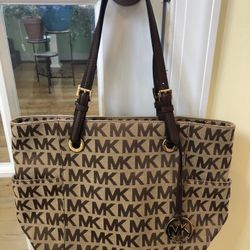 Authentic Michael Kors Tote