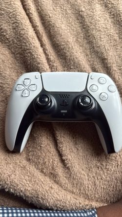 PS5 controller