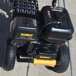 4400 Power Washer  Gas 