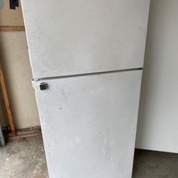 Refrigerator Kirkland By Whirlpool