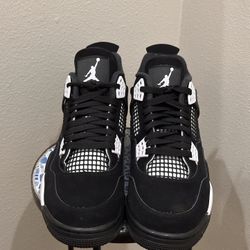 Jordan 4 White Thunder Size 10