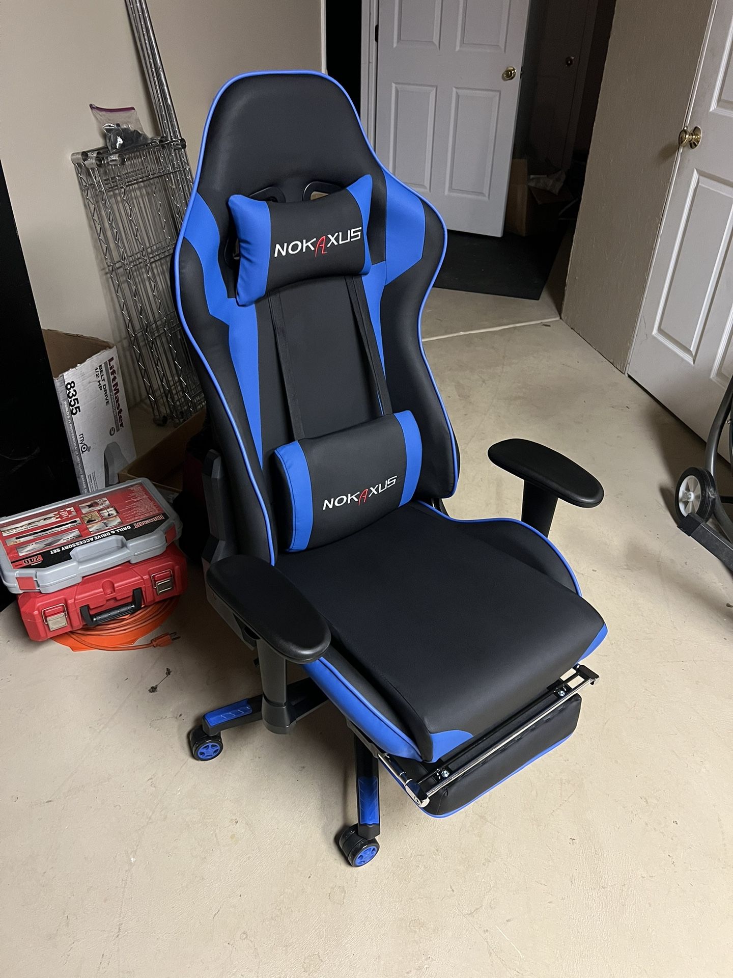 Nokaxus Gaming Chair BRAND NEW