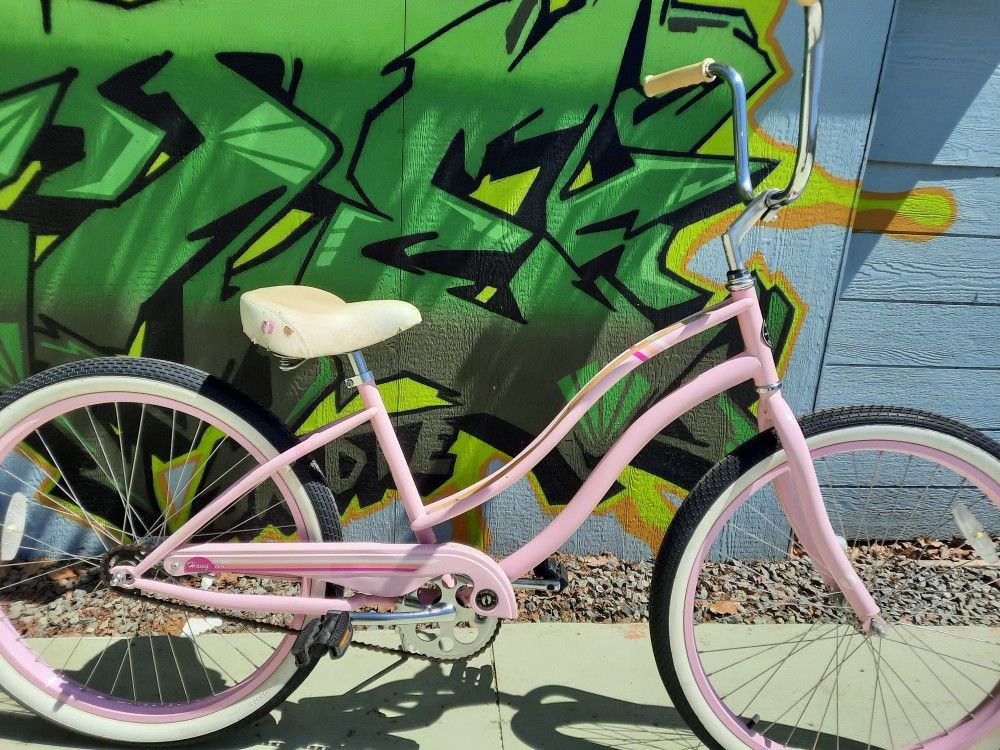 WOMENS Beach Cruiser Hang Ten 26" bike - $85