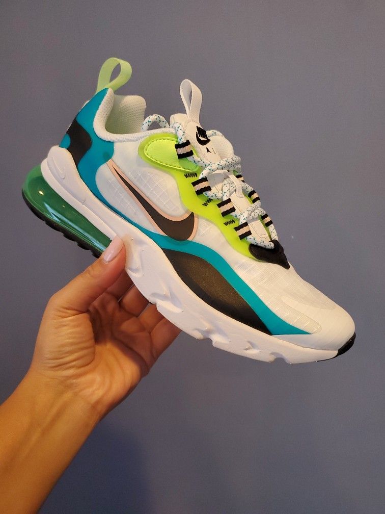 Nike Air Max 270 React (GS) - Size 4.5