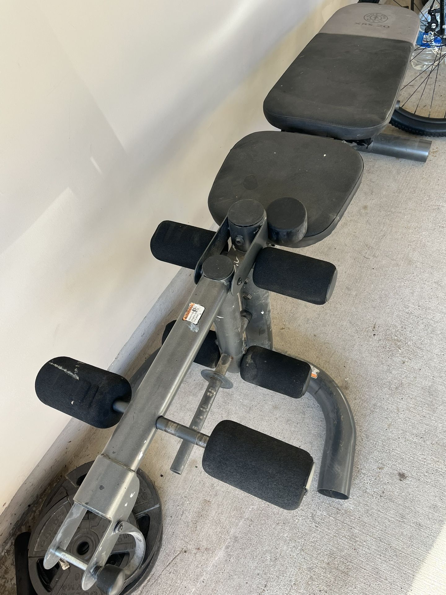 Leg curl with weights