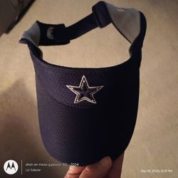 ADJUSTABLE VISOR