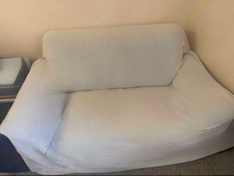 IKEA 2-Seat Loveseat – Excellent Condition