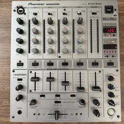 Pioneer DJM-600 (DJ Mixer)