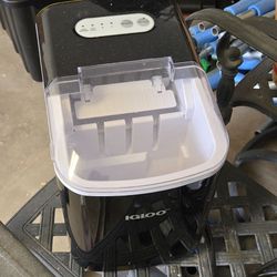 Automatic ice machine