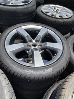 Camaro wheels 20” OEM Staggered set of 4