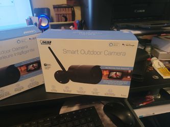 Brand New 2- Feit Smart Outdoor Wall Mounted Cameras