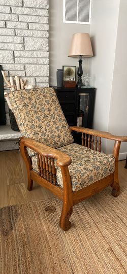 Reclining Oak Morris Chair