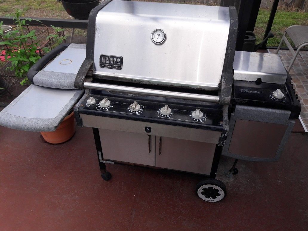 Weber Summit gold stainless steel LP gas grill