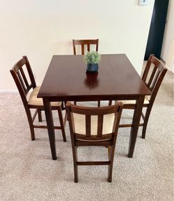Free Delivery 🚚 Counter-height Dining Set