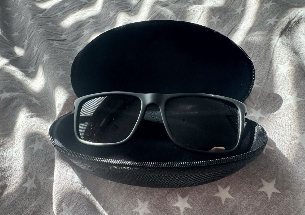 Men’s Gucci Sunglasses 🕶️ 