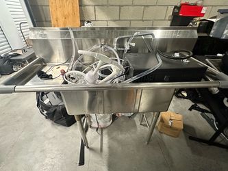 Small commercial sink