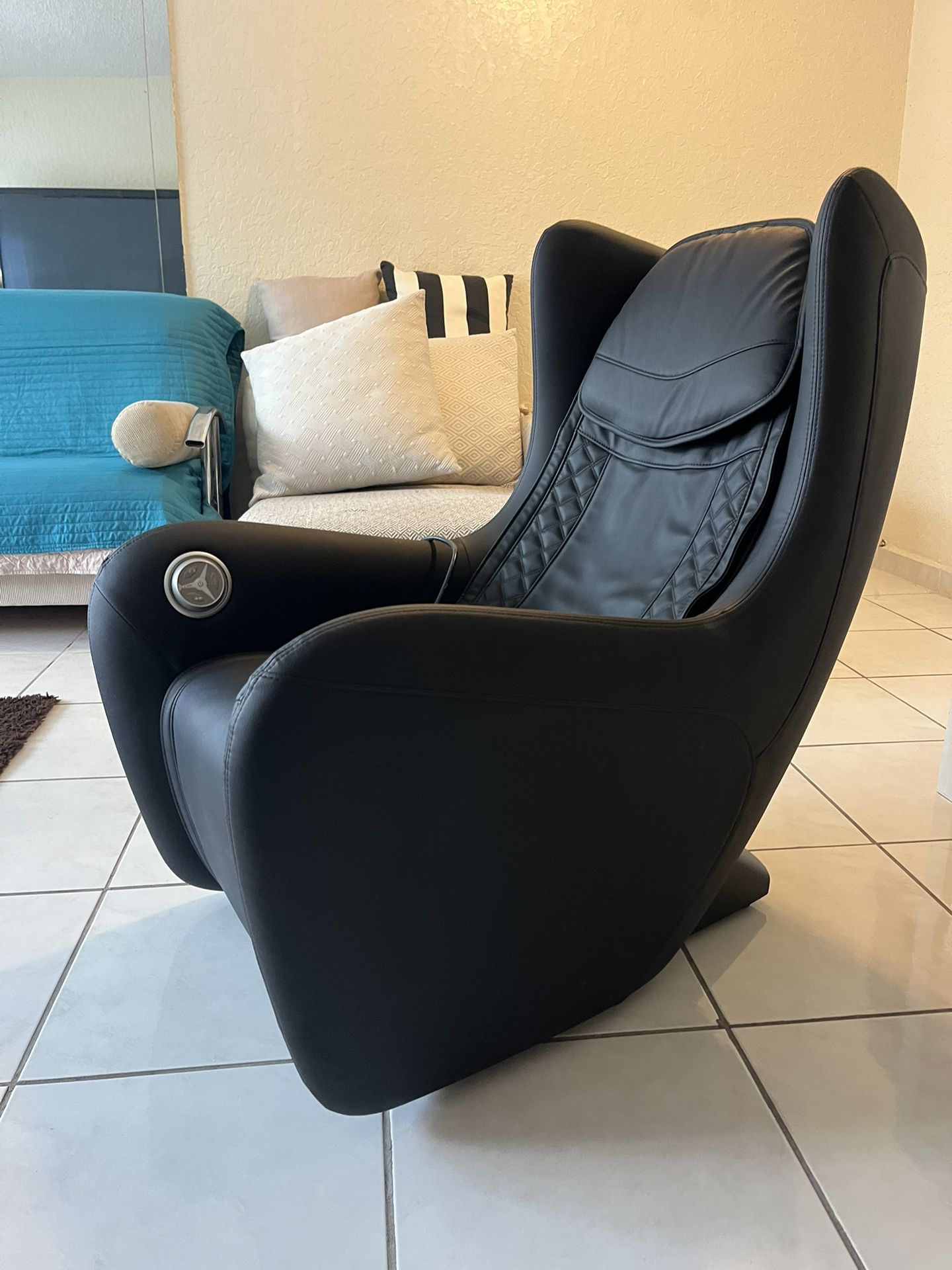Insignia Massage Chair