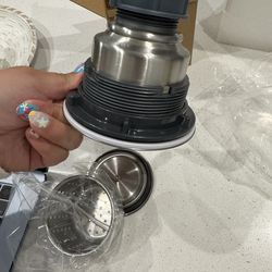 Brand New Kitchen Sink Drain Assemblies – Bulk Available