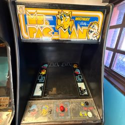 Pac-Man machine ( doesnt turn on )