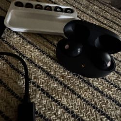 Sony WF1000XM5 Earbuds