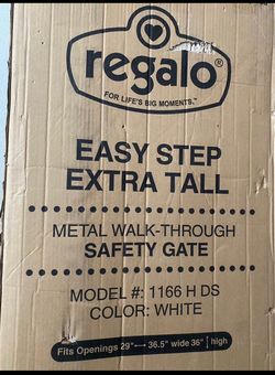 Regalo Easy Step Extra Tall metal Walk safety Gate