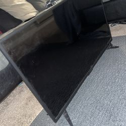 28” Insignia TV 